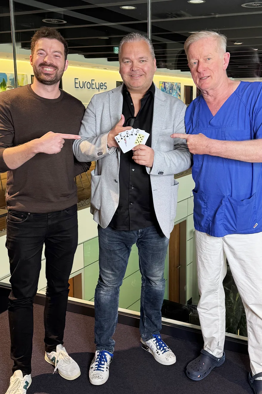 Auf dem Bild sieht man Jannik Joergensen, Jan Peter Jachtmann und Dr. Joern S. Joergensen (v.l.n.r.)